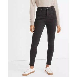 Madewell 11" High Rise Skinny in Black